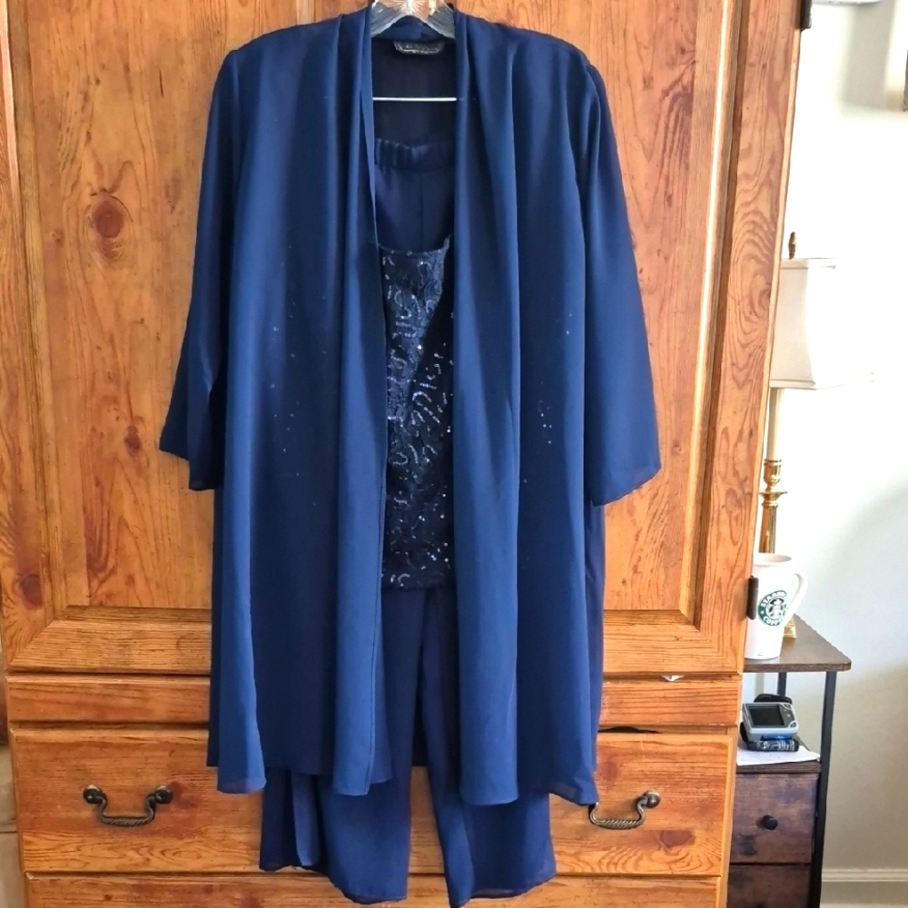 EVA 3 Pc Navy Blue Suit XL Pants Camisole Cardigan